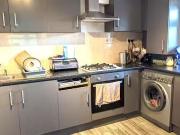Nice Flat to rent in Station Parade, Northolt UB5