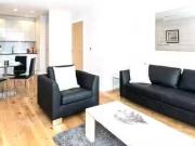 New Flat to rent in Waterfront Apartments, Amberly Road,...