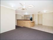 Nice House in Prime Willetton Location! WALK TO TRAINS,...