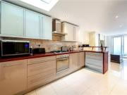 Rental! Long Lane, London