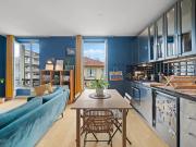 Nice Port Charmant 2 pièces en très bon état