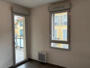 NICE PORT / Proche place du Pin