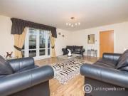 Cozy Property to rent in Hopetoun Street, Broughton,...