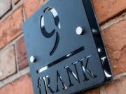 Deal! Room 4, 9 Frank Street