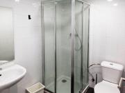 Nice single bedroom in Parede