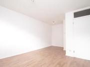 Rental! Studio flat for rent in Stumps Hill Lane,...