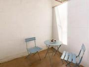 Nice studio right next to Sant Gervasi train station