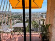 NICE Très joli appartement T4 avec balcon offrant vue mer