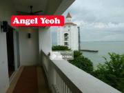 Nicely renovated design bungalow, swimming pool, high...