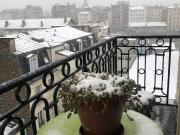 Nid romantique avec vue sur le Sacré Coeur, Paris...
