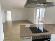 Niederau: 4 Zimmer Wohnung mit Balkon und Stellplatz