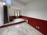 Nîmes 30000 Location appartement 1 pièce t1 au dernier étage