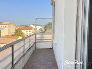 NIMES CENTRE VILLE PROXIMITE GARE ET ARENES 75M2 TERRASSE 13