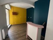 NIMES MURS COMMERCIAUX DANS L'ECUSSON DE 31 m2