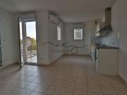 NIMES P2 AVEC TERRASSE GARAGE ET CLIMATISATION SECTEUR GARE