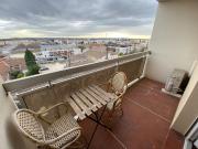 Nimes rue Briconnet, à Louer T1 balcon et climatisation...