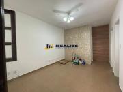 No Centro Excelente Casa Duplex 03 Qts 02 WCs 01 Ponto...