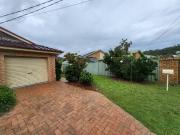 No Strata Beautiful Villa in a quality neighborhood on...