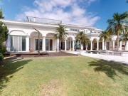 No Terraville Golf Club. Altíssimo Padrão, vendo mansão...