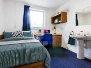 Non Ensuite Platinum C Has an Apartment
