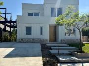 NORDELTA | Casa en VENTA Los Castaños 3 dormitorios en suite