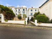 Norfolk Square, Brighton BN1, 2 bed flat to rent, £1,650...