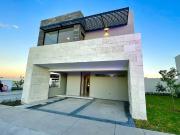 NORPONIENTE HERMOSA CASA EN PREVENTA EN PUNTA CORAL...