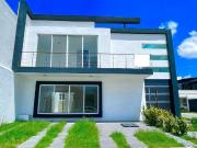 NORTE EN DELATERRA EN ESQUINA SIN VECINOS EN FRENTE