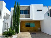 NORTE EN LAS CAVAS SUPER AMPLIA CON EXCELENTES ESPACIOS