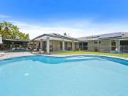 NORTH EAST FACING FAMILY ENTERTAINER IN BLUE CHIP...