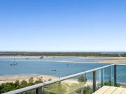 North East Facing Luxury with Spectacular Broadwater Views