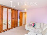 North Eleventh Street, Central, MK9