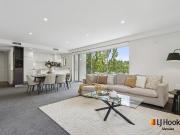 Oversized 113sqm Apartment | Light on Three Sides |...