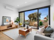 North Facing Delight!