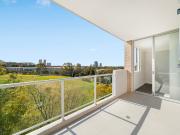 North Facing | Executive lifestyle apartment in high...