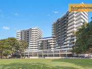 North Facing Light Filled Apartment