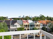 North Facing Parkside Apartment with City Skyline Views