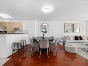 North Facing Pyrmont Retreat with Ducted A/C and Resort...