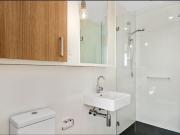 NORTH FACING THREE BEDROOM APARTMENT WITH DISTRICT VIEWS