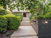 North Facing Townhouse In Guilford Bell's Santosa