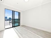 North Facing Two Bedroom Breathtaking District Views