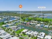 NORTH FACING WATERFRONT LAND | PRIME JACOBS WELL...