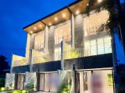 North Fairview Park Subdivision Townhouse for sale in Makati
