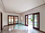 North Forbes Park Makati Houses for Sale