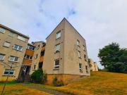 North Gyle Grove, Edinburgh, 3 Bedroom Flat