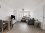 North Square, Newhall, Harlow CM17, 2 bed flat to rent,...