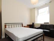 North Street, 3 Bedroom Flat