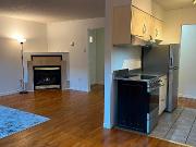 North Vancouver 2 bed Ground Floor Apartment | Pet Friendly!