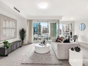 NORTH WEST, CITY VIEWS, 76m2, GREAT NATURAL LIGHT THE...