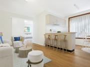 North Wollongong, 2/10 Bode Avenue